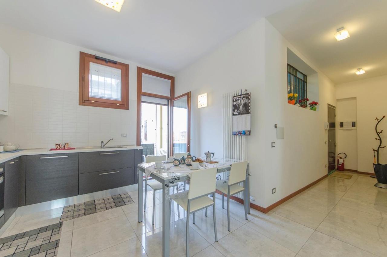 Residenza Leon D'Oro Appartement Venetië Buitenkant foto